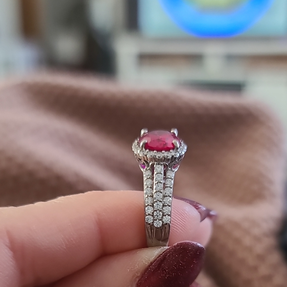 Elegant Ruby Red Colored Gemstone Ring - image 2